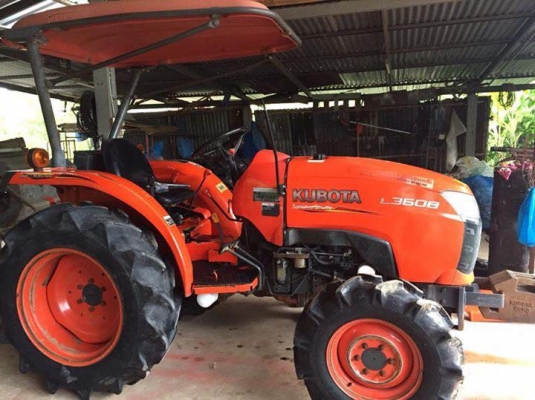 ขาย คูโบต้า L3608 แรง  ตัวรถกับผานหลัง