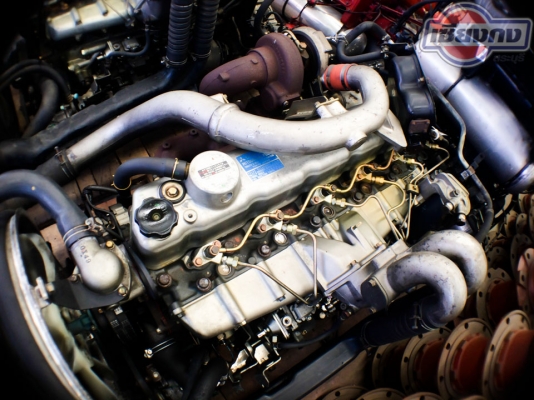 ขายเครื่อง 6D16 Turbo เก่านอกแรงดี สวยมาก ขายเครื่อง 6D16 Turbo เก่านอกแรงดี สวยมาก