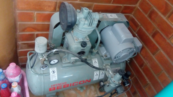 ปั้มลม hitachi bebicon มอเตอร์ 1 แรง