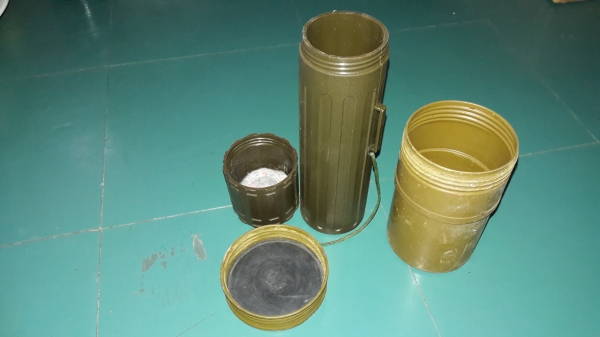 ขายกระบอกกระป๋องทหารแพ็คคู่2แบบ 2ขนาด