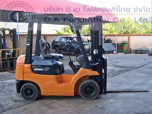 ขาย รถโฟล์คลิฟท์ TOYOTA รุ่น 7FD15