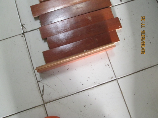 ไม้ปาร์เก้  หนา/สวย/รื้อมาสดๆ  ไม่แตกไม่บวม  มะค่า ชิงขัน