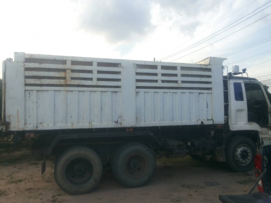 ขาย10ล้อดั้ม. 2เพลา.  เอกสารพร้อมโอน