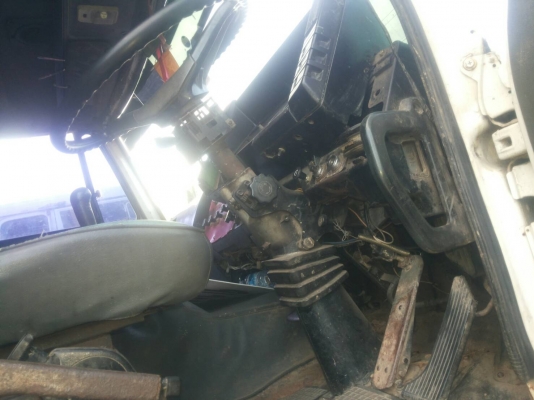 ขาย10ล้อดั้ม. 2เพลา.  เอกสารพร้อมโอน