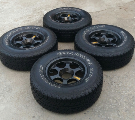 ล้อพร้อมยางสวยๆ 265/70/16 ล้อพร้อมยางสวยๆ 265/70/16