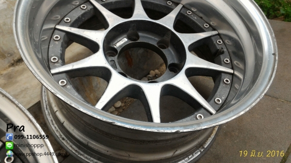 ล้อ Hurricane racing HR385 Japan ขอบ 16 6รู กว้าง 8.5นิ้ว อ็อฟ -35 เป็นล้อหายากอีกรุ่นค่ะ