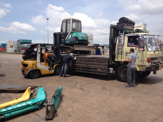 ขายรถขุดเล็กนำเข้าจากญี่ปุ่น komatsu pc45-7 สภาพสวยใช้งานน้อย3800กว่าชั่วโมง สนใจติดต่อ089-2579650 ดูรถได้ที่ อ.นครชัยศรี จ.นครปฐม ขายรถขุดเล็กนำเข้าจากญี่ปุ่น komatsu pc45-7 สภาพสวยใช้งานน้อย3800กว่าชั่วโมง สนใจติดต่อ089-2579650 ดูรถได้ที่ อ.นครชัยศรี จ.นครปฐม