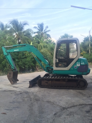 ขายรถขุดเล็กนำเข้าจากญี่ปุ่น komatsu pc45-7 สภาพสวยใช้งานน้อย3800กว่าชั่วโมง สนใจติดต่อ089-2579650 ดูรถได้ที่ อ.นครชัยศรี จ.นครปฐม