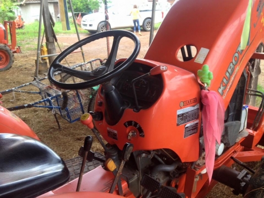 ขายรถไถติดต่อ0867220456คูโบต้า34. ปี54. มีใบดัน.  กับ.   โรตารี่