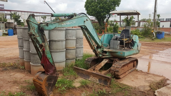 ขาย แบคโฮเล็ก KOMATSU PC20-7 รถพร้อมใช้งาน เครื่องแห้งแน่นไม่เยิ้ม ปั้มดี ช่วงล่างดี แทรคเพิ่งเปลี่ยนใหม่ เอกสารใบซื้อขาย