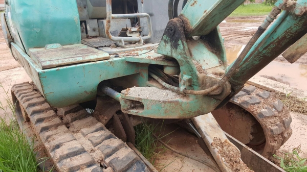 ขาย แบคโฮเล็ก KOMATSU PC20-7 รถพร้อมใช้งาน เครื่องแห้งแน่นไม่เยิ้ม ปั้มดี ช่วงล่างดี แทรคเพิ่งเปลี่ยนใหม่ เอกสารใบซื้อขาย