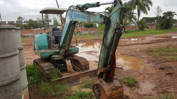 ขาย แบคโฮเล็ก KOMATSU PC20-7 รถพร้อมใช้งาน เครื่องแห้งแน่นไม่เยิ้ม ปั้มดี ช่วงล่างดี แทรคเพิ่งเปลี่ยนใหม่ เอกสารใบซื้อขาย