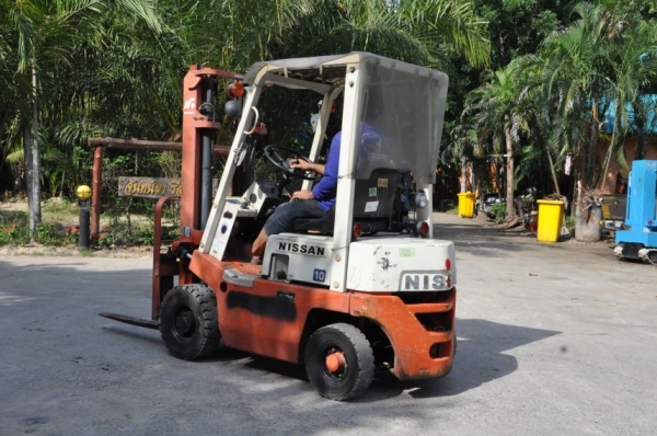 ((ลดกระหน่ำ))ขายFORKLIFT NISSAN FG10 ใหม่สุด(1.ตัน) เสา3เมตร สวยเดิมจากญี่ปุ่น ยังไม่เคยใช้ในไทย 85,000เท่านั้น!!