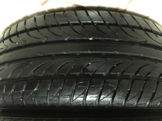 ขายยาง MAXXIS รุ่น MA-E1 185/60R13 ผลิตปี 10