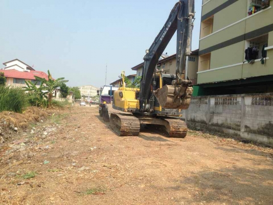 ให้เช่า แบ็คโฮ แทรกเตอร์ รถบด 6-10ล้อ รับถมดิน