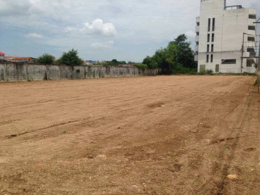 ให้เช่า แบ็คโฮ แทรกเตอร์ รถบด 6-10ล้อ รับถมดิน