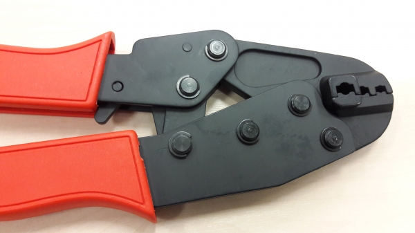 ขายคีมย้ำสายไฟMADE IN TAIWAN.ใหม่เก่าเก็บงานดีมากๆ