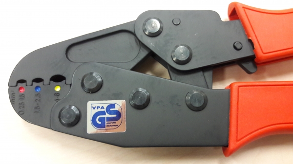 ขายคีมย้ำสายไฟMADE IN TAIWAN.ใหม่เก่าเก็บงานดีมากๆ