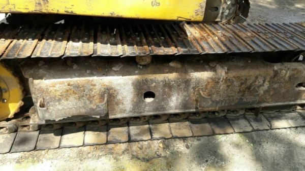 ขาย 185,000 CAT E 70  เครื่องดี ปั้มดี ตัวเดินเงียบ เอวหลวม เอกสารอินวอยท์ รถอยู่ จ.กาฬสินธุ์  090-772-3710 090-772-3708