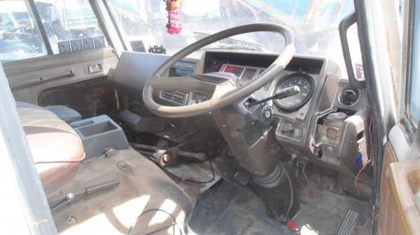 ขายหัวรถ ฮีโน่ ตามสภาพ อุปกรครบๆ