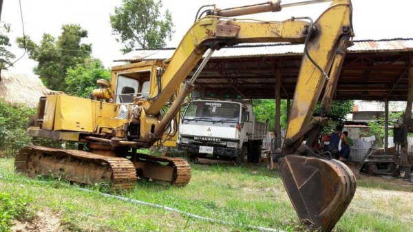 ขาย165,000 แบคโฮ KOMATSU PC60U-1 เครื่องดี ปั้มแรง เอวดี ช่วงล่างแน่น รถสวยพร้อมใช้ รถอยู่ จ.ร้อยเอ็ด 090-772-3710 090-772-3708 ขาย165,000 แบคโฮ KOMATSU PC60U-1 เครื่องดี ปั้มแรง เอวดี ช่วงล่างแน่น รถสวยพร้อมใช้ รถอยู่ จ.ร้อยเอ็ด 090-772-3710 090-772-3708