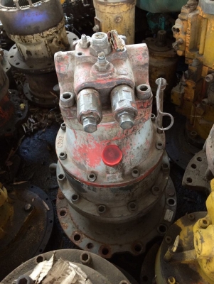 โป๊ะสวิง HITACHI EX200-3 เก่าญี่ปุ่น ราคา 90,000 บาท โป๊ะสวิง HITACHI EX200-3 เก่าญี่ปุ่น ราคา 90,000 บาท