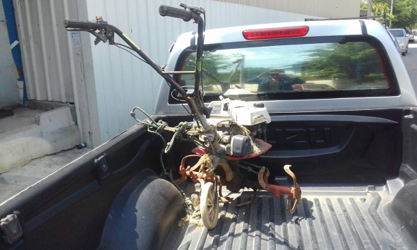 tractor-backhoe จัดส่ง เครื่องพรวนดิน ตีดิน เก่าญี่ปุ่น ให้ ลูกค้า แล้วนะครับ ขอบคุณครับ