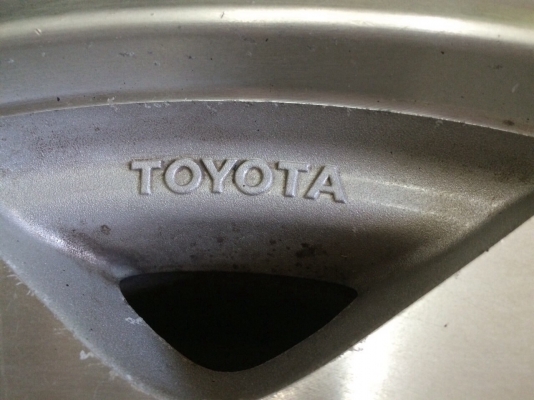 ล้อ toyota surf แท้ ล้อ toyota surf แท้