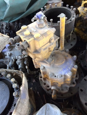 โป๊ะสวิง KOMATSU PC60-5 เก่าญี่ปุ่น ราคา 45,000 บาท