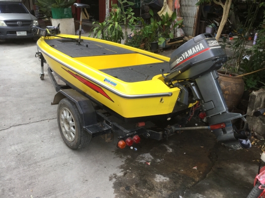 ขายเรือโมช่างหลานพร้อมเครื่อง20แรงยามาฮ่าสตาร์ไฟฟ้า