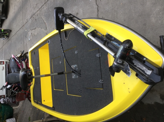 ขายเรือโมช่างหลานพร้อมเครื่อง20แรงยามาฮ่าสตาร์ไฟฟ้า