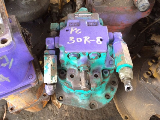 โป๊ะสวิง KOMATSU PC 30R-8 เก่าญี่ปุ่น ราคา 30,000 บาท โป๊ะสวิง KOMATSU PC 30R-8 เก่าญี่ปุ่น ราคา 30,000 บาท
