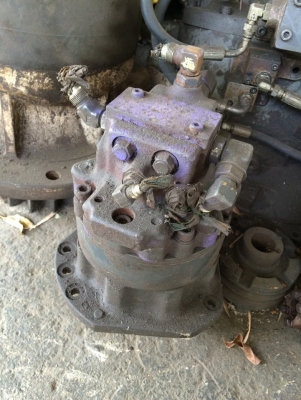 โป๊ะสวิง KOMATSU PC 50UU-2E เก่าญี่ปุ่น ราคา 40,000 บาท
