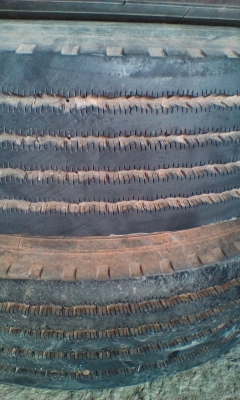 ขายยาง9.5ขอบ17.5 มิชลิน