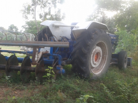 ขายรถไถฟอร์ด 6600 เสื้อเรียบ ใบดัน ผานหก คลาด ไม่มีเล่ม ขายรถไถฟอร์ด 6600 เสื้อเรียบ ใบดัน ผานหก คลาด ไม่มีเล่ม