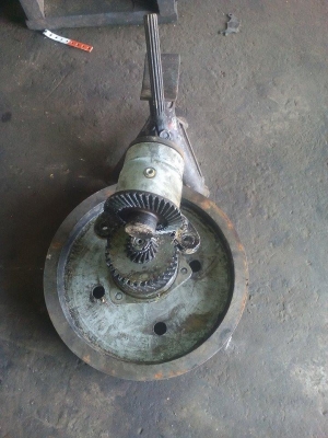 เฟืองเฉียงพร้อมมูเล่ส่งกำลัง