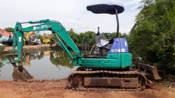 ขาย KOMATSU PC30MR  มาใหม่...เก่าญี่ปุ่นแท้...สภาพสวย..ระบบคล่องมากๆๆ...สนใจโทร... 089-3818694  ดวงนภา