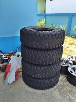 ยางแม็กซีส 764 รหัสหล่อ ขนาด265-75 ขอบ16 สภาพดีดอกเหลือเยอะ ยางแม็กซีส 764 รหัสหล่อ ขนาด265-75 ขอบ16 สภาพดีดอกเหลือเยอะ