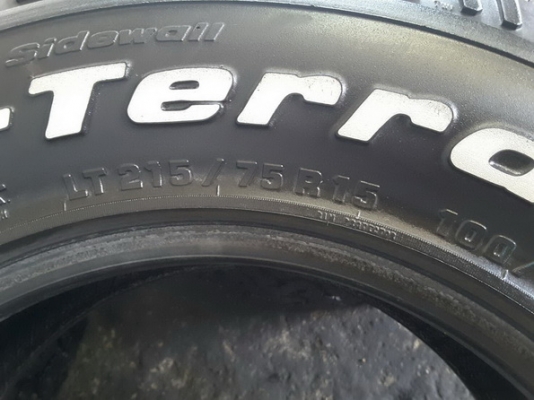 BF All USA. 215/75/15 ปลายปี12 สภาพดีมาก 1ชุดมี 5 เส้น