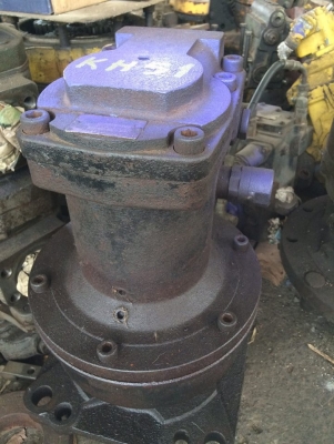 โป๊ะสวิง komatsu pc40-7 เก่าญี่ปุ่น ราคา 35,000บาท โป๊ะสวิง komatsu pc40-7 เก่าญี่ปุ่น ราคา 35,000บาท