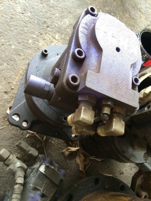 โป๊ะสวิง komatsu pc40-7 เก่าญี่ปุ่น ราคา 35,000บาท โป๊ะสวิง komatsu pc40-7 เก่าญี่ปุ่น ราคา 35,000บาท