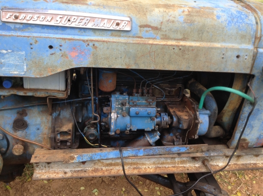 ขายรถไถฟอร์ดพร้อมใช้