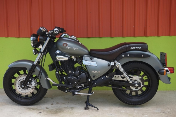 ขาย คีย์เวย์ ซูเปอร์ไลท์ 200 รถปี 2557 วิ่งน้อยมากเจ้าของไม่ค่อยได้ใช้วิ่งไป26xxโล