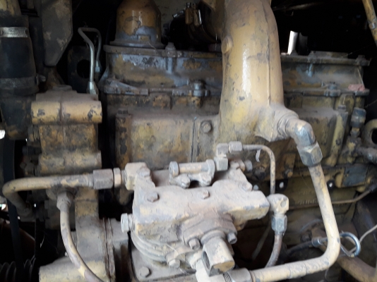 ขายด่วนรถตักล้อยางเอวอ่อน CAT916รถสวย สภาพพร้อมใช้งาน