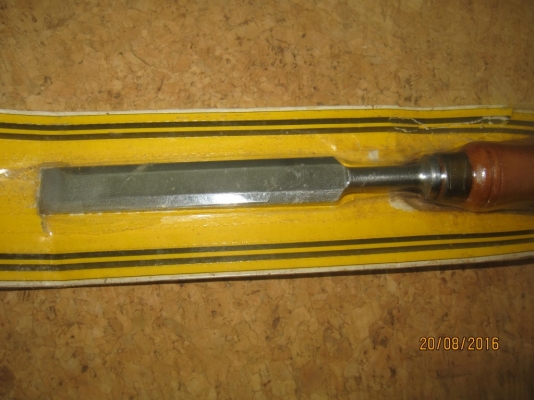 สิ่วงานไม้ ตราเหรียญทอง Made in Sweden