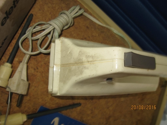 เครื่องตีไข่ หรือตีแป้ง MOULINEX Made in France