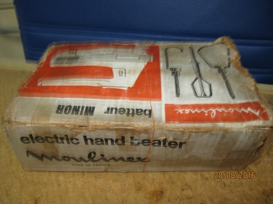 เครื่องตีไข่ หรือตีแป้ง MOULINEX Made in France