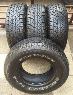 ยาง All Yokohama 265 70 16 กลางปี13 ดอกเต็ม เนื้อนิ่มๆ ราคาไม่แพง ยาง All Yokohama 265 70 16 กลางปี13 ดอกเต็ม เนื้อนิ่มๆ ราคาไม่แพง