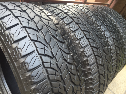 ยาง All Yokohama 265 70 16 กลางปี13 ดอกเต็ม เนื้อนิ่มๆ ราคาไม่แพง ยาง All Yokohama 265 70 16 กลางปี13 ดอกเต็ม เนื้อนิ่มๆ ราคาไม่แพง