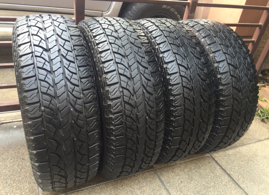 ยาง All Yokohama 265 70 16 กลางปี13 ดอกเต็ม เนื้อนิ่มๆ ราคาไม่แพง ยาง All Yokohama 265 70 16 กลางปี13 ดอกเต็ม เนื้อนิ่มๆ ราคาไม่แพง